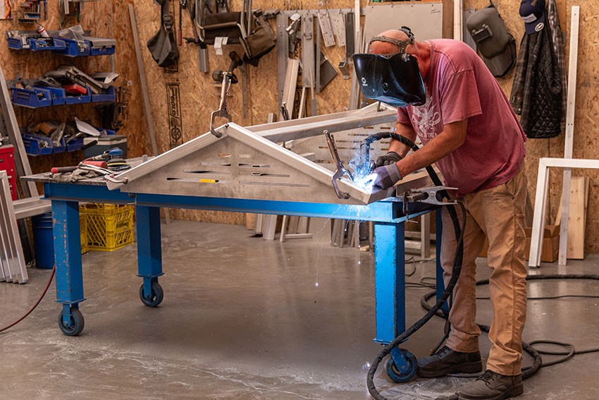 handcrafted-site-furnishings-canada-01